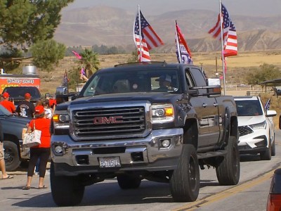 Trump supporters' 'train' reaches its destination at Ethel's Old Corral in Bakersfield on Oct. 24, 2020. Photo by KBAK/KBFX