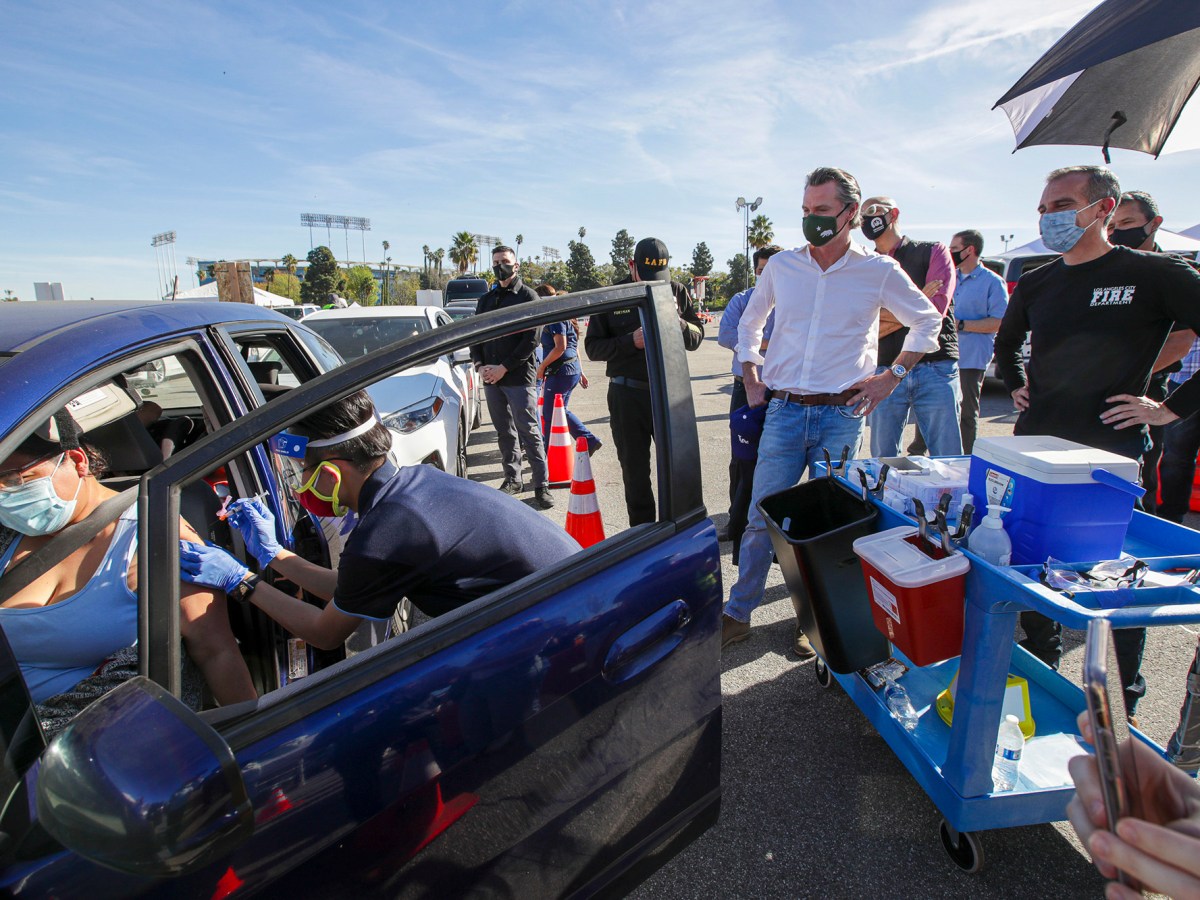 Despite months to prep, why California lags on COVID vaccination
