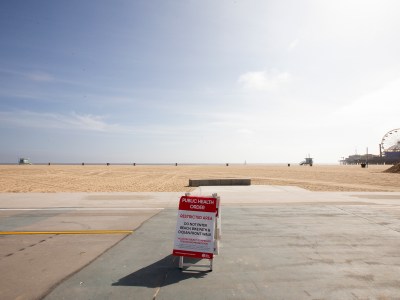 Santa Monica pier, beach and walkways are closed due to COVID-19, May 8, 2020. Photos by Lisa Hornak for CalMatters
