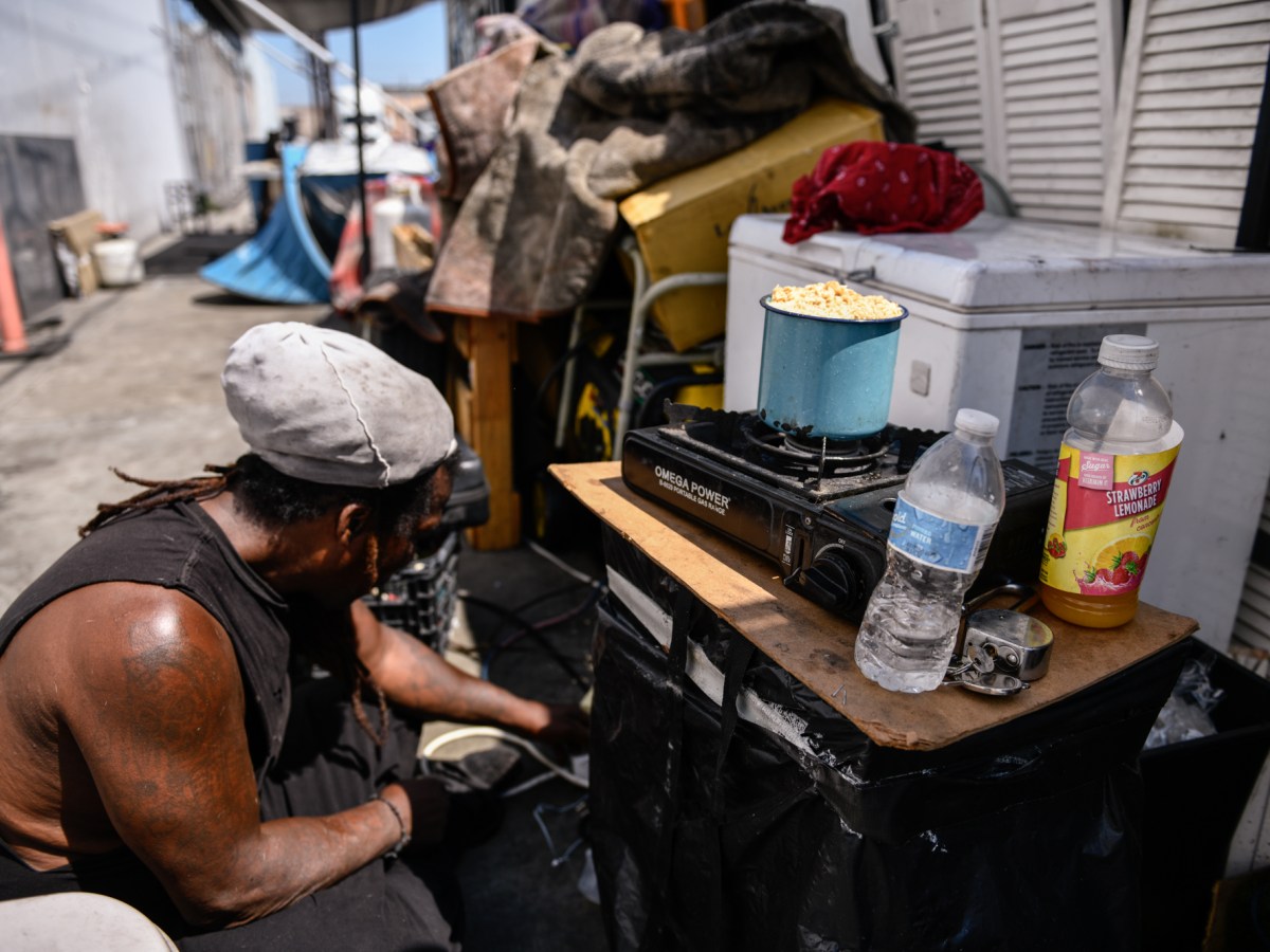 Is homelessness Newsom’s weak point in recall?  Republicans are counting on it