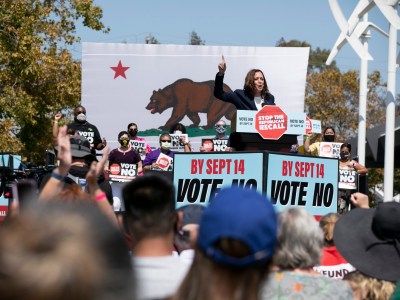 Vice President Kamala Harris speaks in support of Gov. Gavin Newsom during campaign event at the IBEW-NECA training center in San Leandro on Sept. 8, 2021. Newsom faces the recall election next week. Photo by Anne Wernikoff, CalMatters