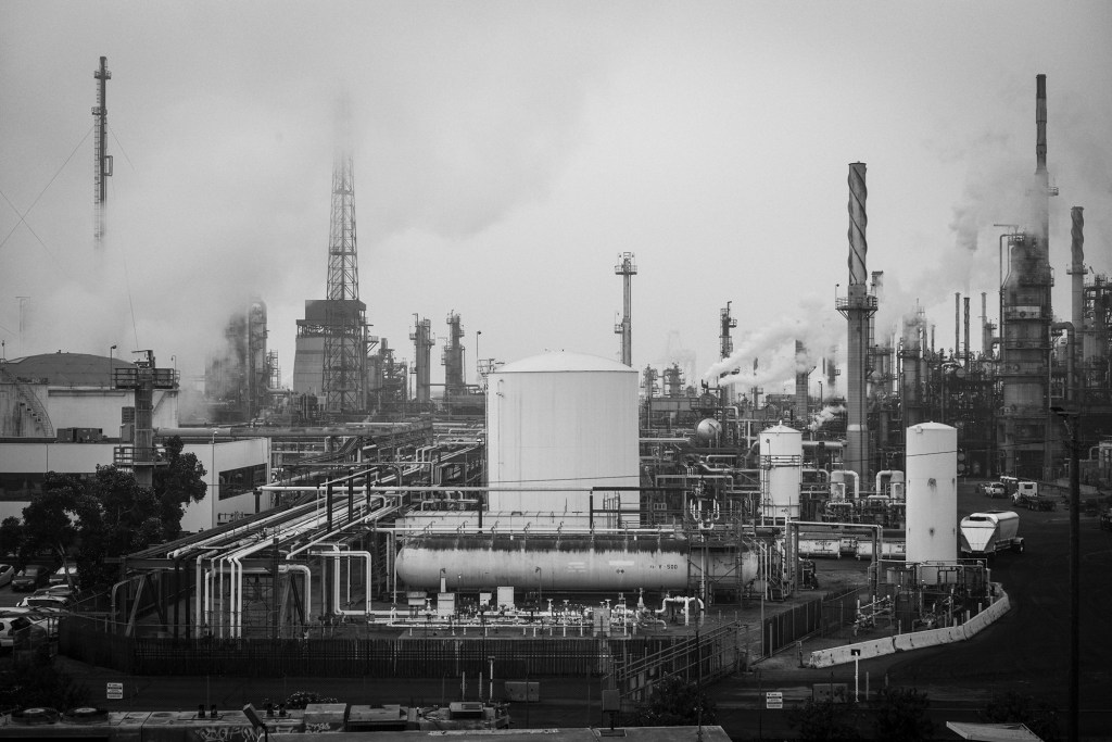 The Valero refinery off of Anaheim Street along the border of Long Beach and Wilmington. Photo by Pablo Unzueta