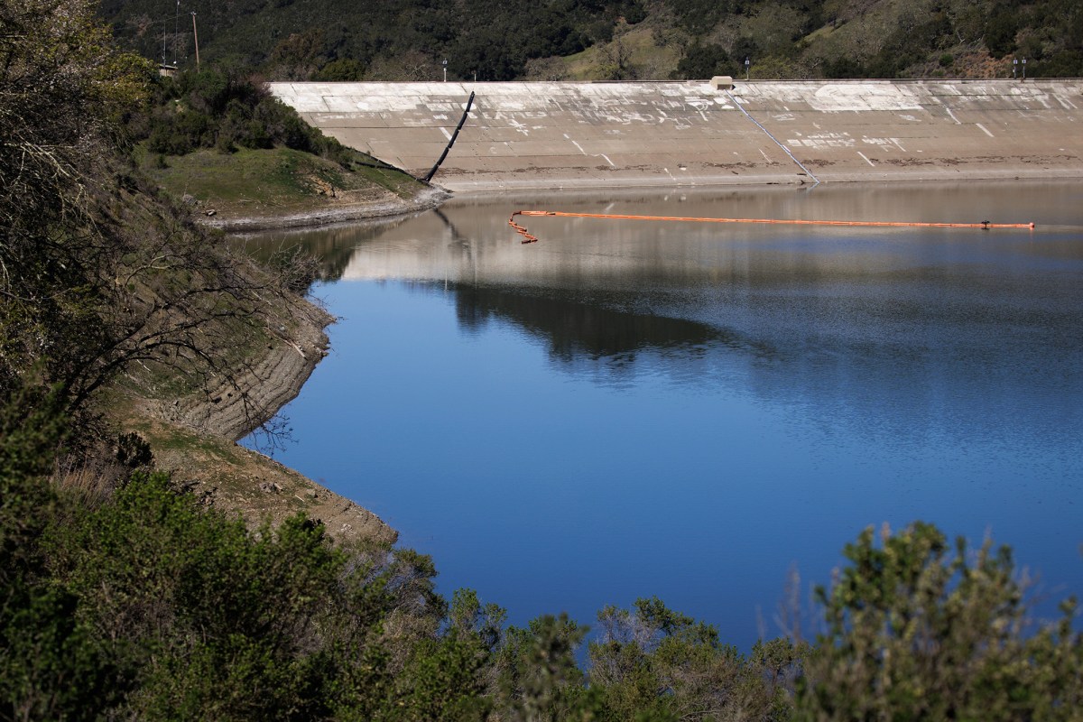 Guadalupe Reservoir in South San Jose is seen on Feb. 28, 2022,. Following the driest January and February in the Bay Area in recorded history, Guadalupe Reservoir in South San Jose near Los Gatos was just 36% full on March 15, 2022, according to the Santa Clara Valley Water District. Photo by Dai Sugano, Bay Area News Group