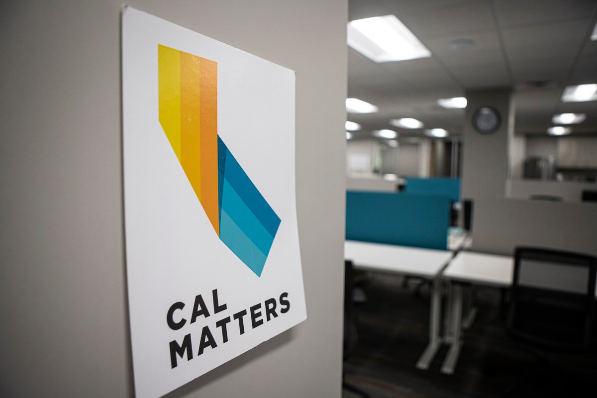 The CalMatters newsroom on June 1, 2022. Photo by Larry Valenzuela, CalMatters/CatchLight Local