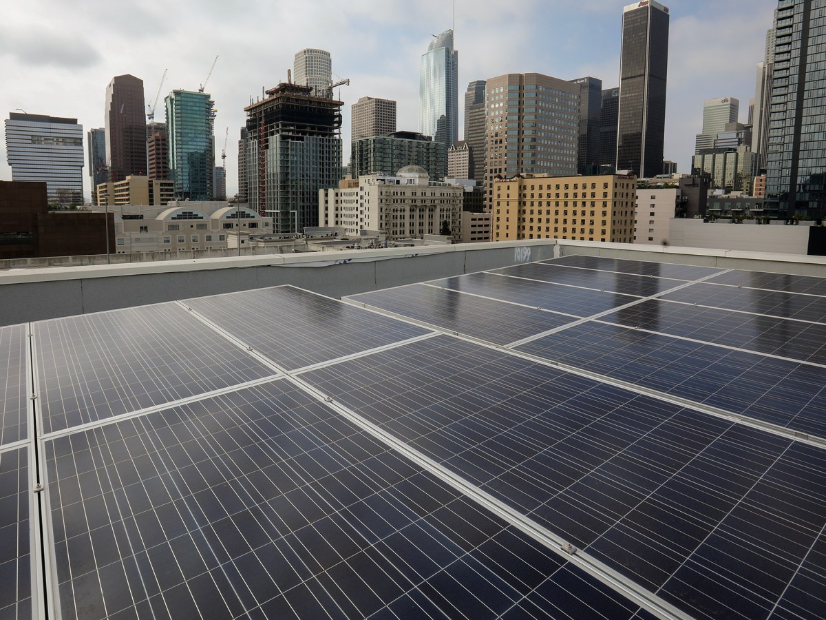 California reduces payments for rooftop solar power — for second time in a year