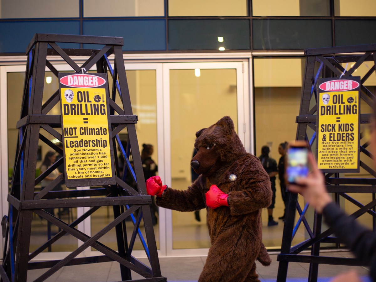 How Big Oil wins in green California